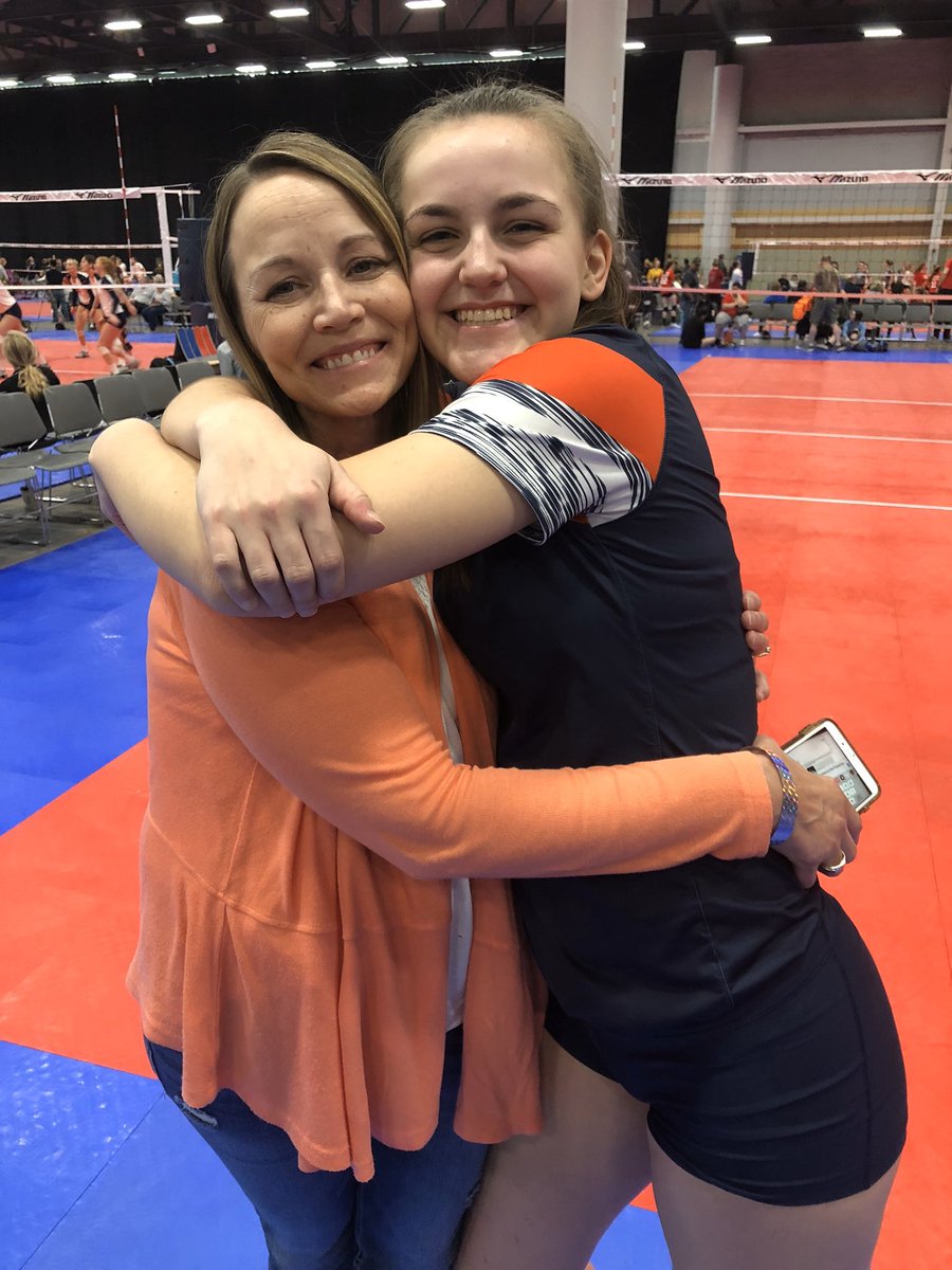Mackenzie Weber tweet media