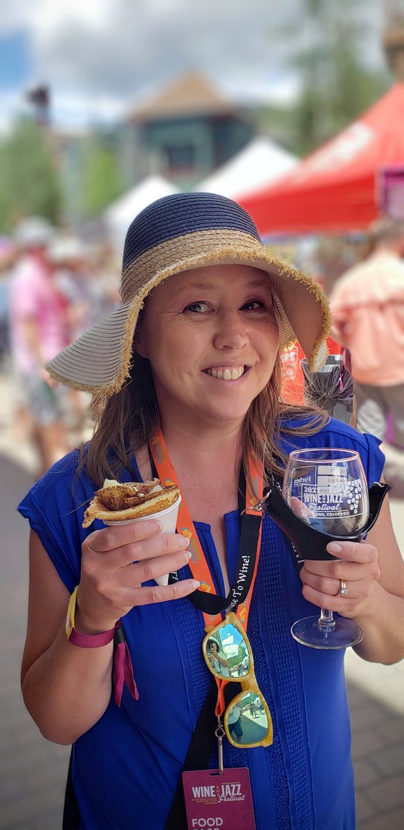 HeidiTown's tweet photo. Let's #WineandJazz!
@KFestivals
#KeystoneFestivals #Colorado #festival https://t.co/BG4f9tJok2