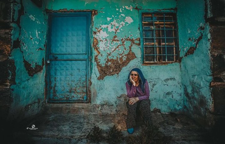 ensradnr's tweet photo. Yola çıkarken kaybedilenler, yolda bulunanlar, kıyaslar, âh'lar... Ne çok muhasebesi var hayatın ve nasıl da ağır yükü 'insan' olmanın. https://t.co/eOyGcb2nMd