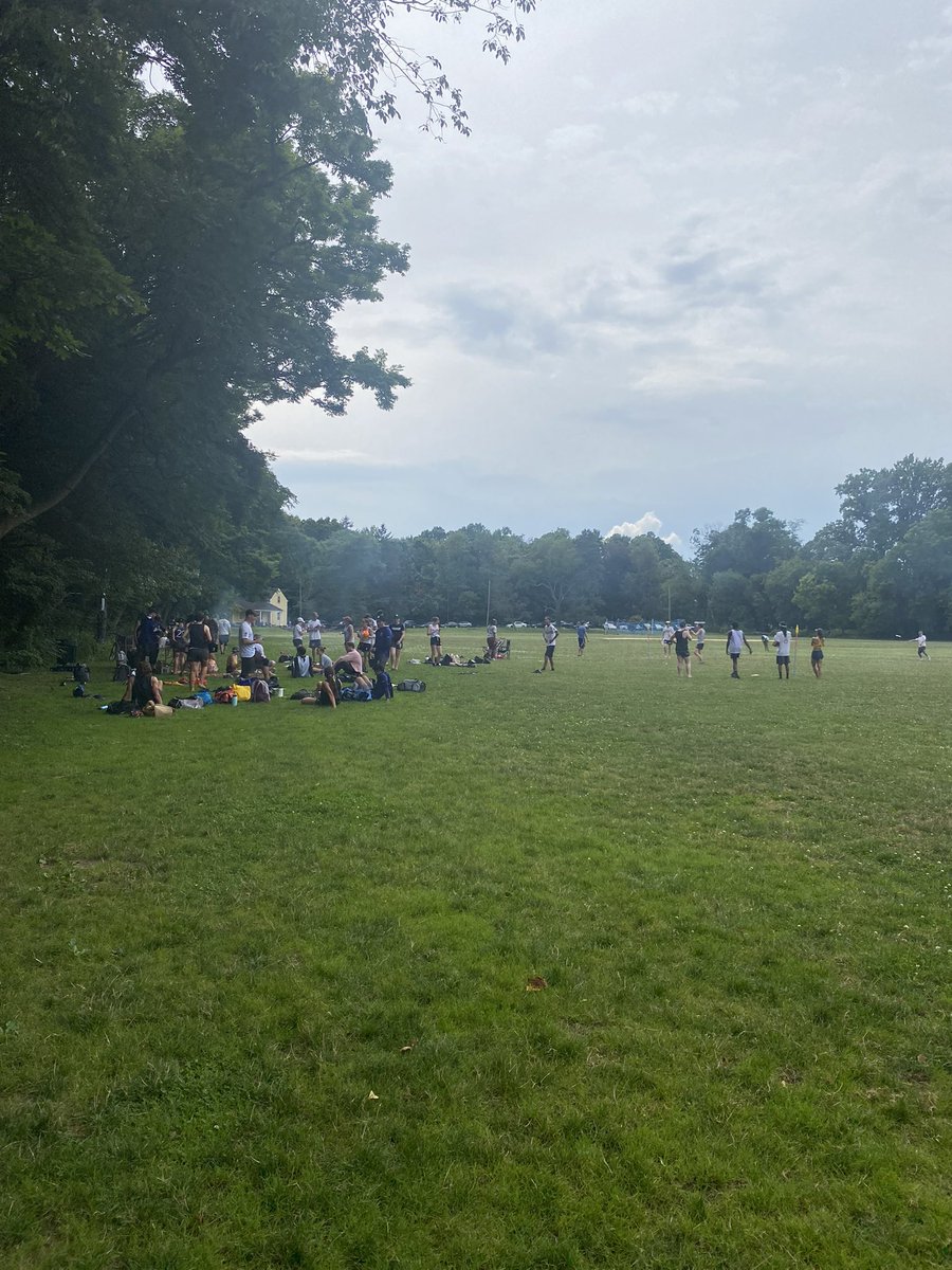 PreTour Day 1… scrimmages and grilling with <a href="/loco_ultimate/">West Chester Loco</a> &amp; <a href="/ColorBombUlti/">Philly Color Bomb 🌈💣🥏</a> at Edgely! Thanks so much for hosting us 😃