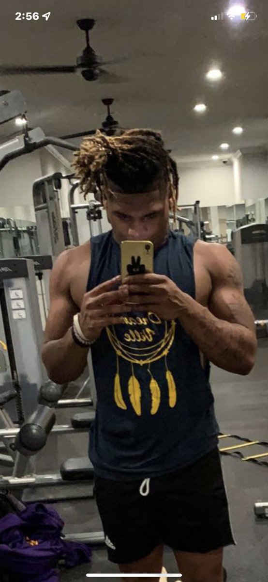 iam_ck4's tweet photo. 180Ibs to 210Ibs 🦍 https://t.co/khz707MPHZ