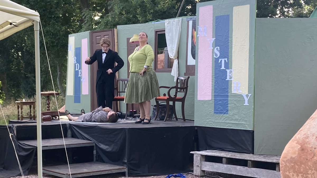 ourstartheatre's tweet photo. What a fantastic double show day in the sunshine! ☀️

We have had such a great time once again at @DragonOrchard and we cannot wait to do our final performance tomorrow at 2PM. See you there!🌟 

#OurStarTheatreCompany #Ledbury #Putley #OutdoorTheatre https://t.co/XghFnIw1iu
