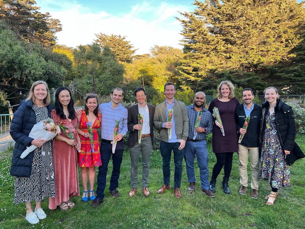 HovAsh3's tweet photo. Guess I should start using my Twitter account…I’ll start by announcing that I graduated from dermatology residency @UCSF! Could not have asked for a better experience or mentors (@KanadeShinkai)! ❤️ https://t.co/h63kXslkv8
