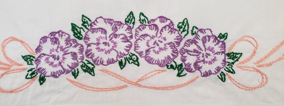 quilts_more's tweet photo. Vintage Floral Embroidered Pillowcase, White Pillowcase, Purple Flowers, Needlepoint, Retro Bedding Style, Needlepoint, Floral Bedding https://t.co/wramQjVyPr #Etsy #ImagineQuiltsAndMore #FlowerEmbroidered https://t.co/bn8wuDMkbc