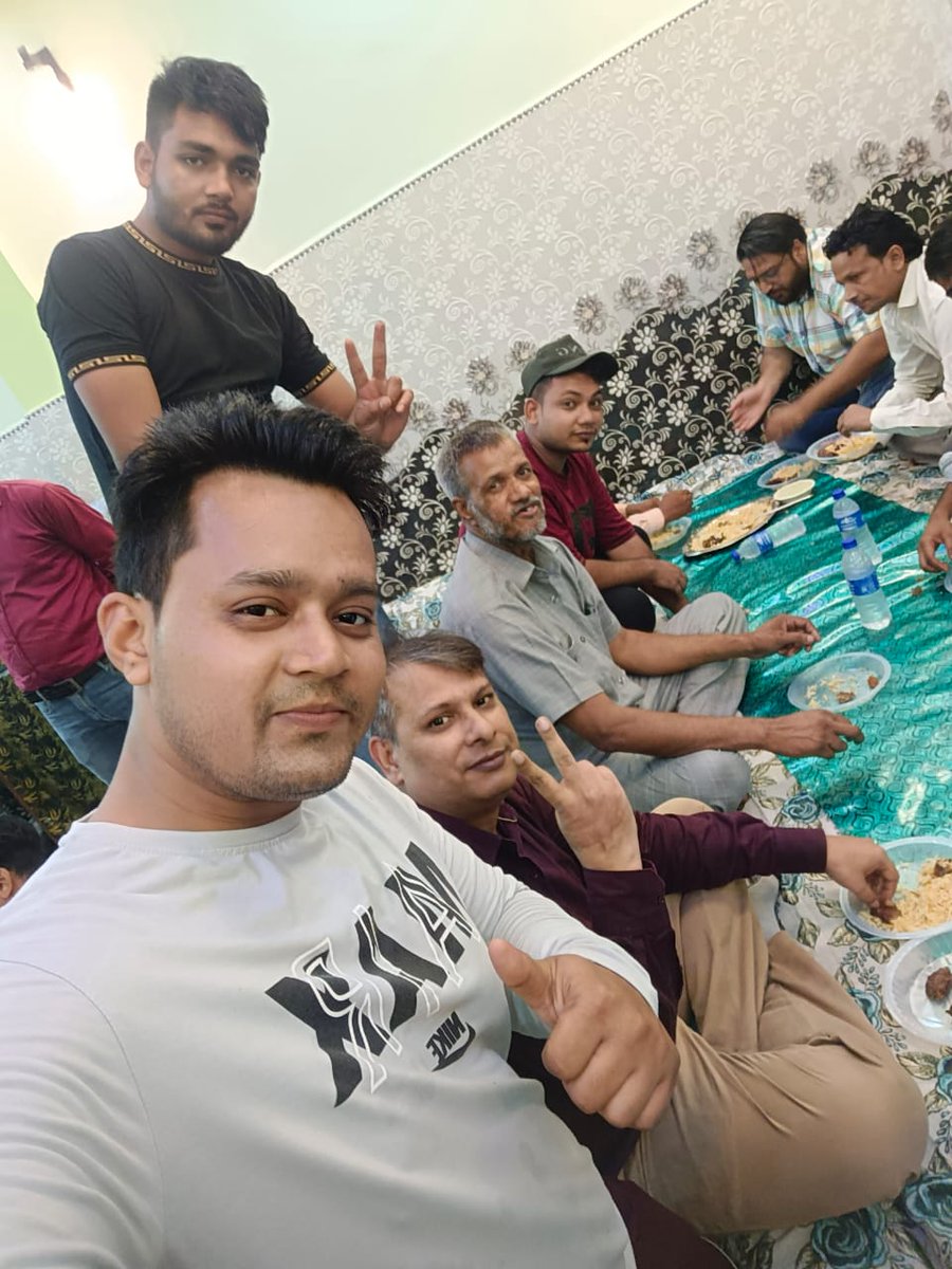 aimim_northeast's tweet photo. आज #anshumalim #सचिव #AIMIMDelhi #babarpur के यहाँ दावत रही @KaleemulHafeez सहाब #मेरेसदरहीमेरेअमीरहै https://t.co/quSkKWpCE8