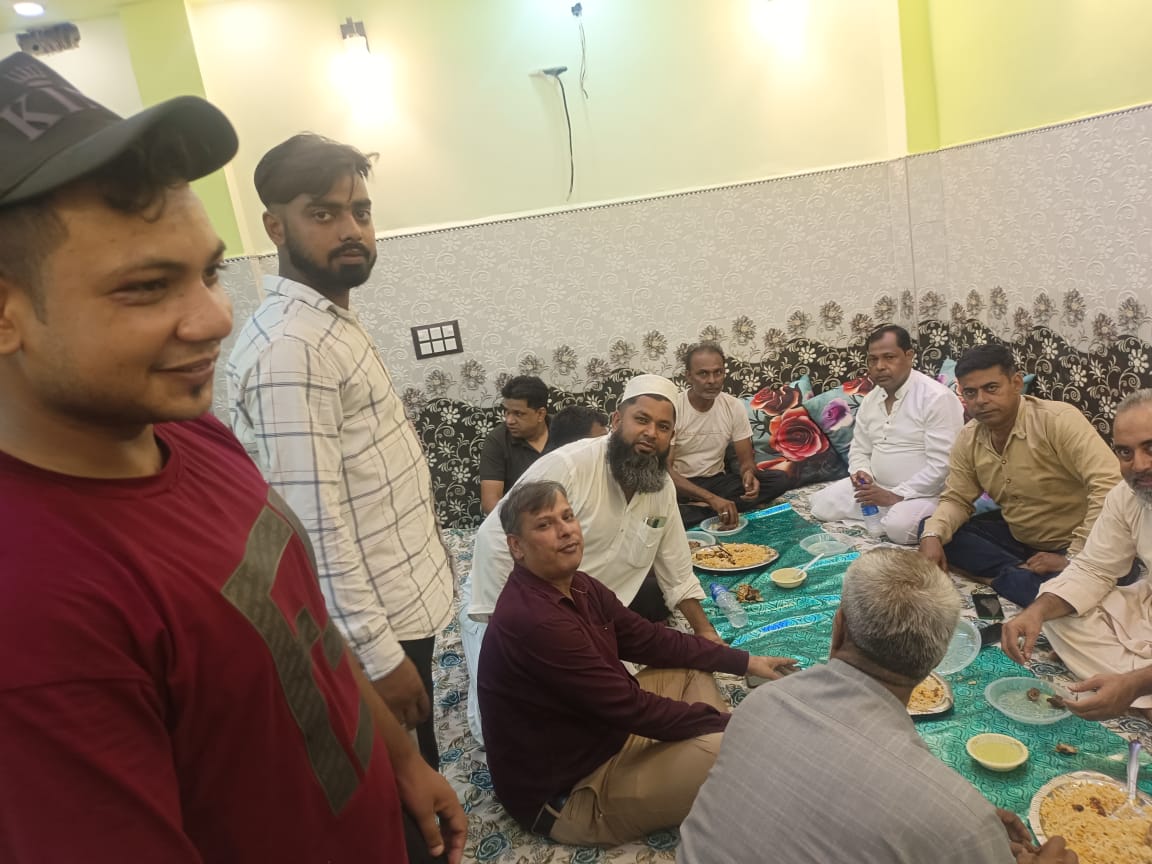 aimim_northeast's tweet photo. आज #anshumalim #सचिव #AIMIMDelhi #babarpur के यहाँ दावत रही @KaleemulHafeez सहाब #मेरेसदरहीमेरेअमीरहै https://t.co/quSkKWpCE8