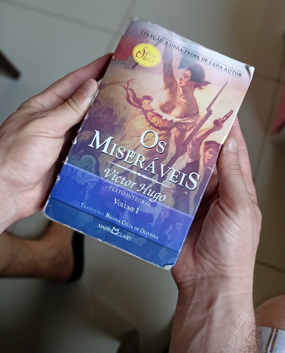 narizcelolivros's tweet photo. " - Os pais o jogaram na vida com um pontapé. Ele, de boa vontade, alçou vôo."
Os Miseráveis - Victor Hugo
#ler #livro #livros #leitor #leitura #lireratura #osmiseraveis #victorhugo #voltaredonda #barramansa #pinheiral https://t.co/BlkuMDjSJS