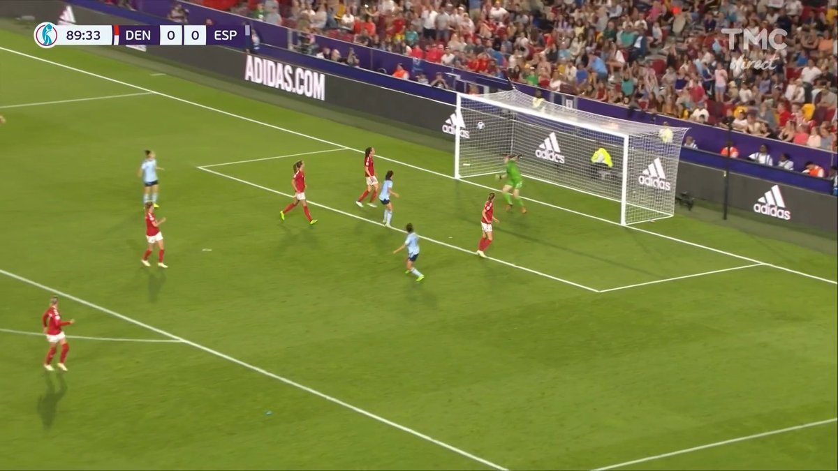 TMCtv's tweet photo. ⏱89' BUUUUUT

🇩🇰 Danemark 0 - 1 Espagne 🇪🇸 #DANESP

Au bout du suspense ! Dans les derniers instants, Marta Cardona marque de la tête !

➡️ Le match, commenté par @JulienMaynard et @SabDelannoy à suivre en direct ici : https://t.co/Zzt73yeCIv https://t.co/KIlKzh7Hp3