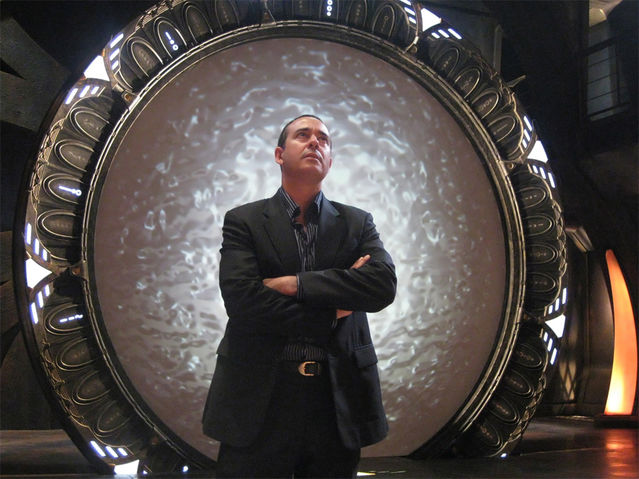 trin66's tweet photo. @themaingmaster @lorenbhollander @StargateZone @IRENA @BaronDestructo @Le_mediavore @DarrenSumner @StargateNow @Kirstylgreen12 #TeamMallozzi https://t.co/AiWkZf3YKA
