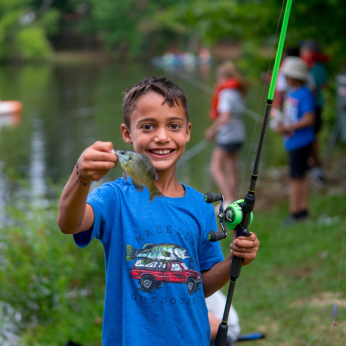 mtparanschool's tweet photo. It was so great to have students back on campus for #MPCSSummerPrograms week 5! The @AtlantaFalcons football camp did not disappoint, nor did Makerspace, Cooking, and #MPCFishing! https://t.co/cv3OdgBJRW