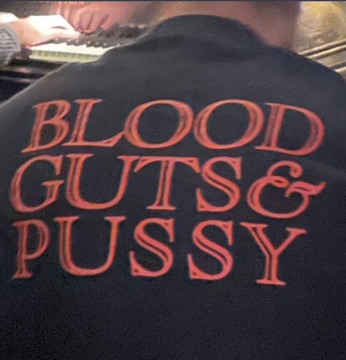 thegoodshirts's tweet image. 