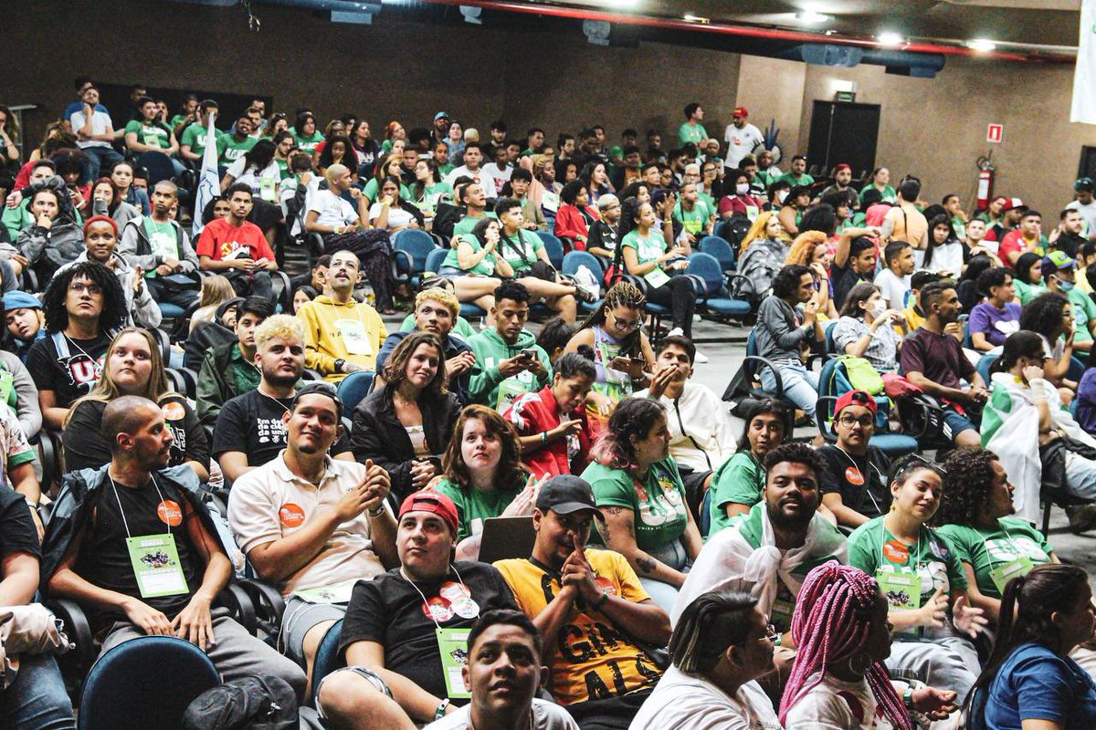 UJSBRASIL's tweet photo. Apresentação da nominata da nossa direção nacional que irá conduzir a UJS no Brasil nos próximos 2 anos.
#21ConUJS
Fotos: @isepitacio https://t.co/twnOKosXTl