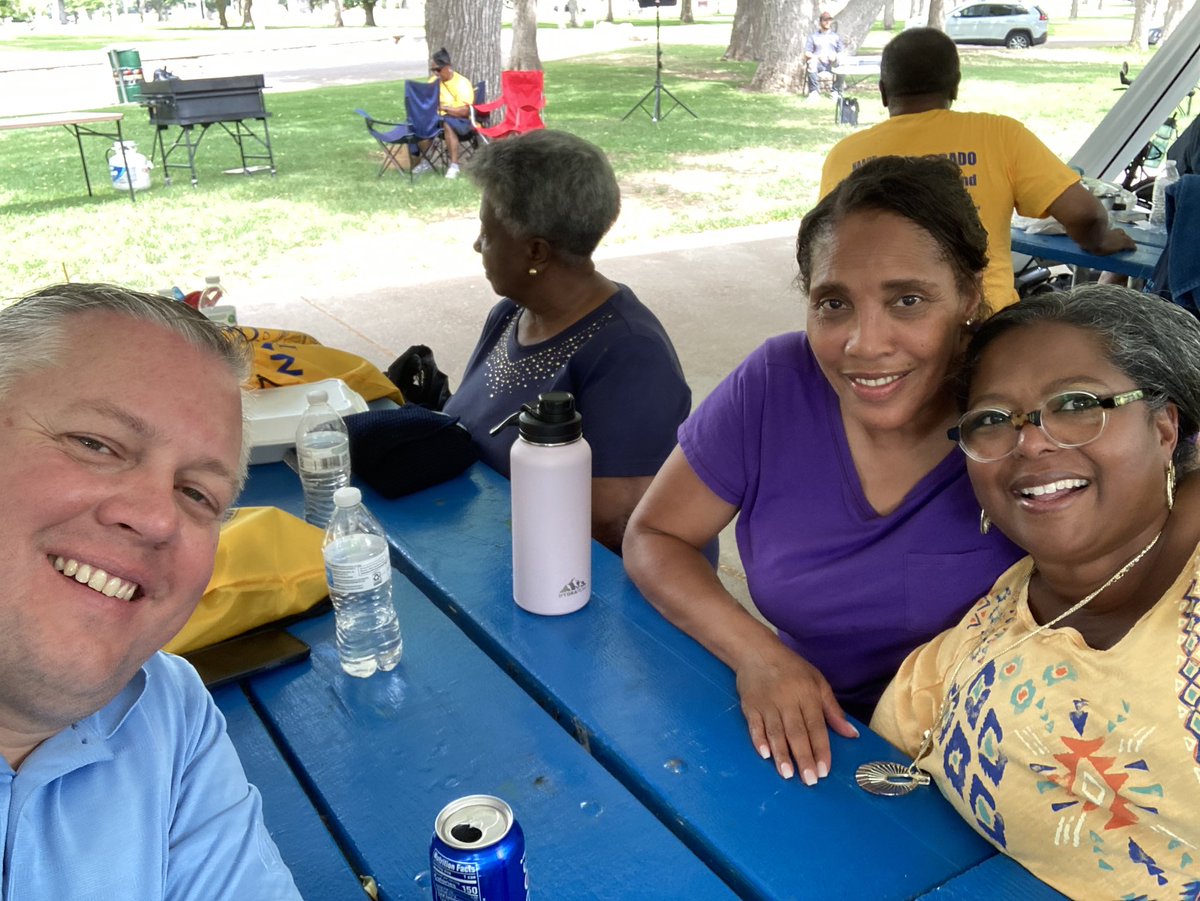 Having a great time at the NAACP Mary Jane Neil Community  Barbecue at City Park!!
#HomeofHeroes #NAACP #PuebloPoliceDepartment