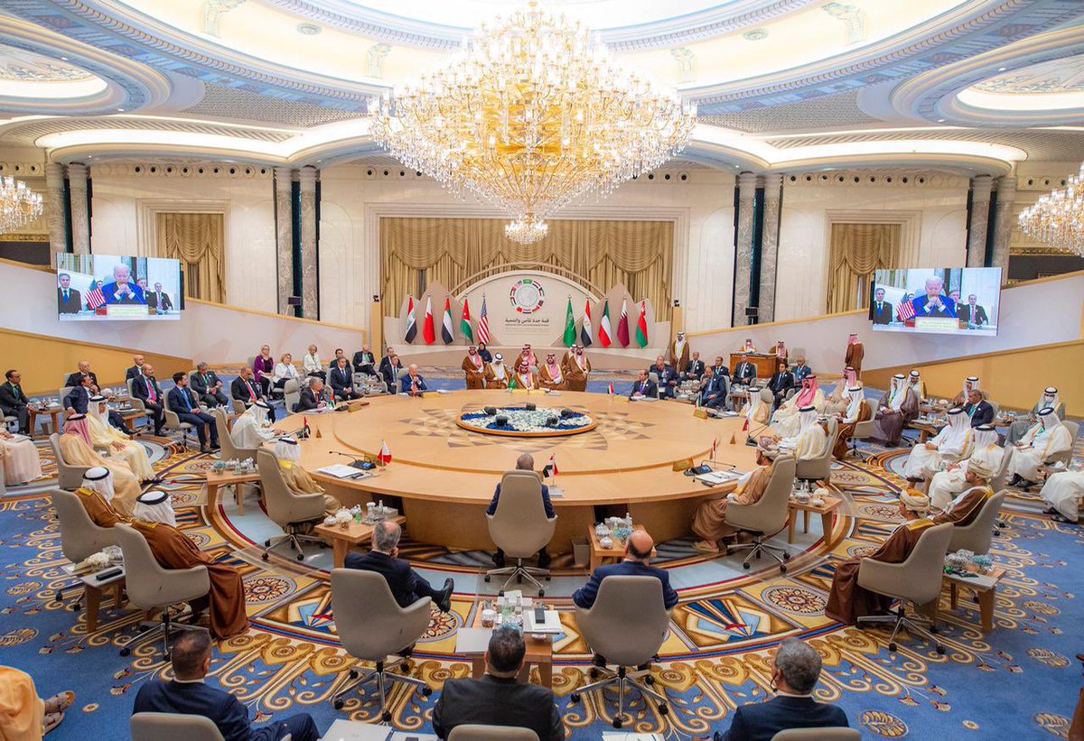 3bdul3ziz1's tweet photo. All roads lead to #SaudiArabia and the leadership of #MBS . 
The power of energy, security, and Muslim &amp; Arab world 🇸🇦. 
 
 #القمة_السعودية_الأمريكية
#SaudiUSSummit https://t.co/JEXAY5SDsi