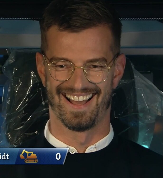 schmidti_mit_dt's tweet image. Immer wenn die Medien-Studierenden gezeigt werden vs Rest der Sendung #TVTest