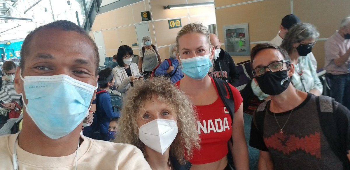 AtlanticU23 Director Brandon Scott LeBlanc is on his way to <a href="/WCHoregon22/">World Athletics Championships Oregon22</a>. He ran into some familiar faces at Vancouver International Airport – Team Canada athletes Brandon McBride and Liz Gleadle, and coach (and fellow Atlantic Canadian) Heather Hennigar! 🇨🇦