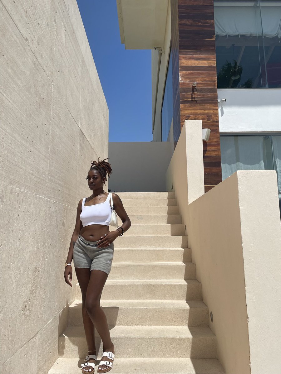 _LUVDESS's tweet photo. https://t.co/96mlKy0DW2