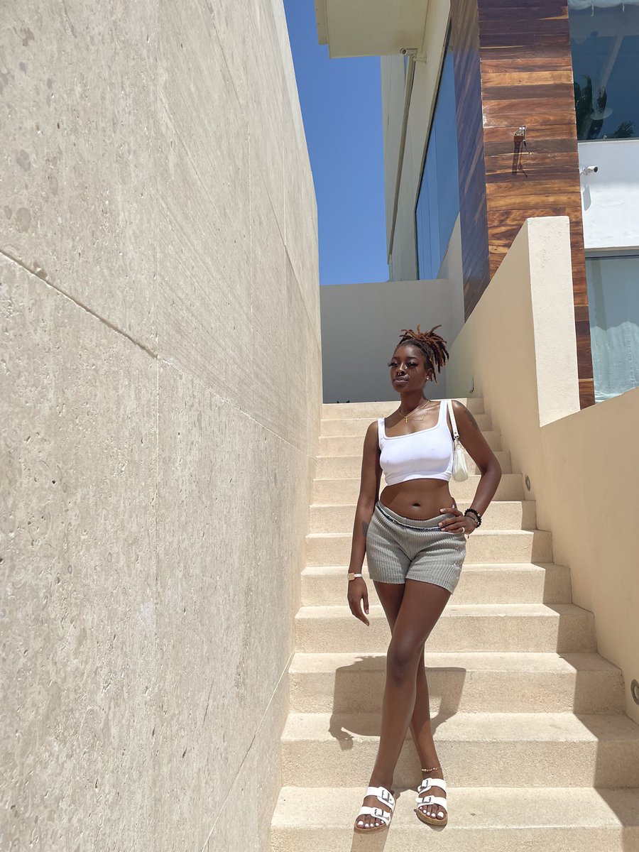 _LUVDESS's tweet photo. https://t.co/96mlKy0DW2