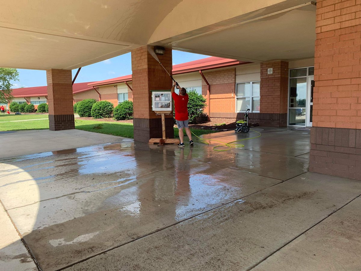 We have the most supportive community!  C3 church sent volunteers to weed our beds, pick up trash and power wash the front of the school.  Getting ready for school! #teamwork #polentapride