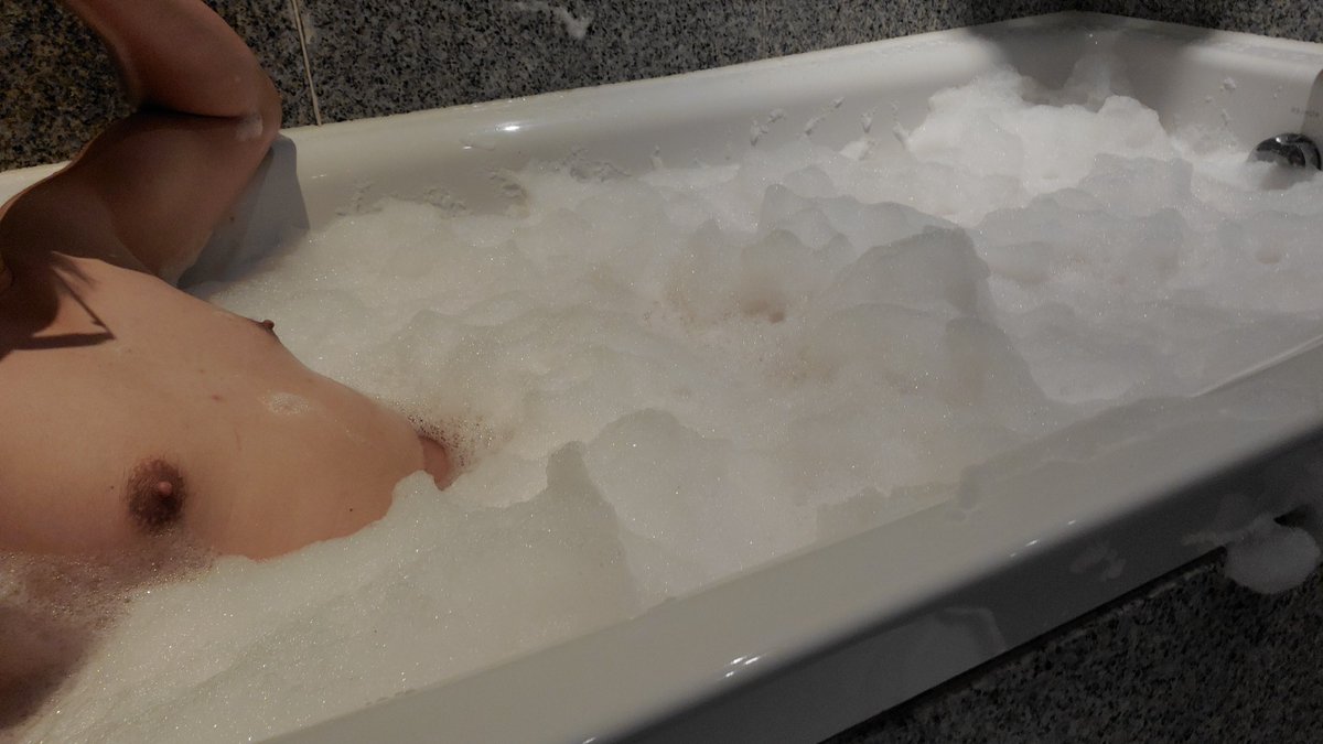 又去左staycation浸🤣🤣
幾時先有多個人同我一齊浸丫🤣
除左浸浴仲有其他野搞架🤪