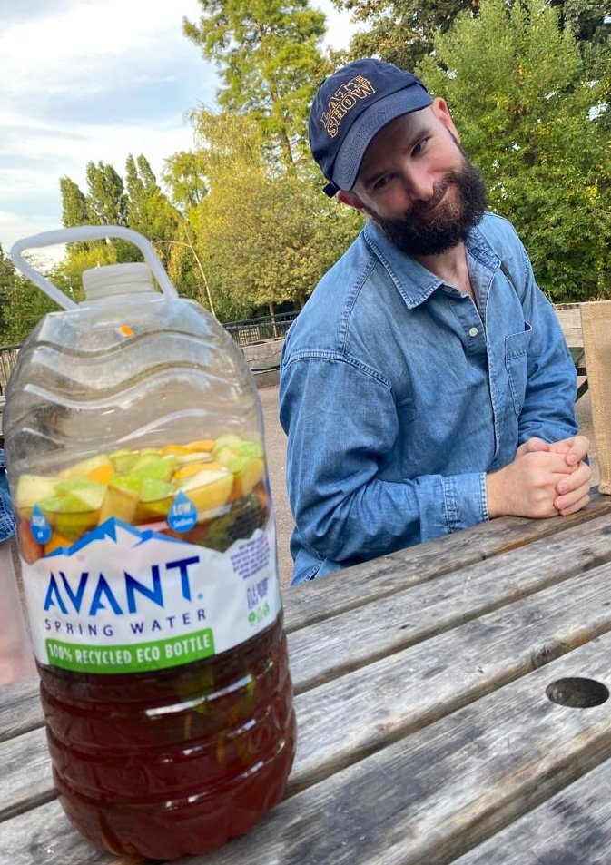 Charles Cave (Parody Account) tweet media