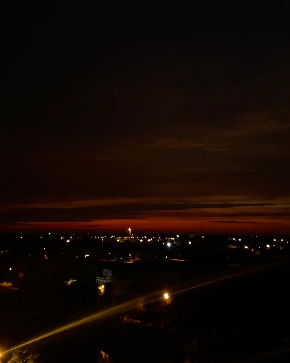 whorrendouss's tweet photo. saw the prettiest sunset today https://t.co/jwvMCL4Oe0