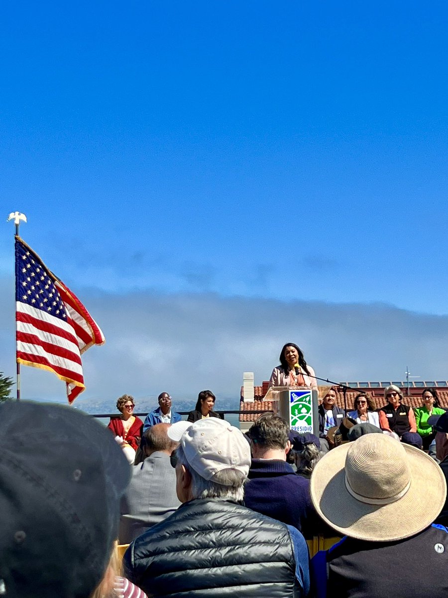 The country’s newest national park site! A thrill to see this 14-acre park open to the community &amp; the world; the result of years of creativity, passion, and commitment by so many. Lynn Benioff said it well- Tunnel Tops is a “gift for the generations.” #presidiotunneltops