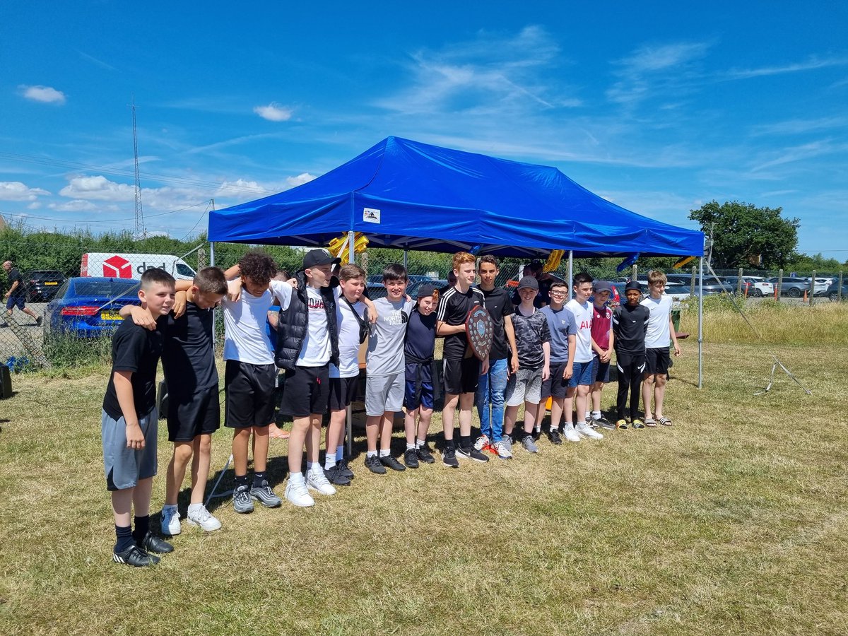 Presentation Day today for this lot. Fantastic achievement for the team and congratulations to the individual award winners. <a href="/hashtagutdyouth/">Hashtag United Youth</a> <a href="/hashtagutd/">Hashtag United</a>