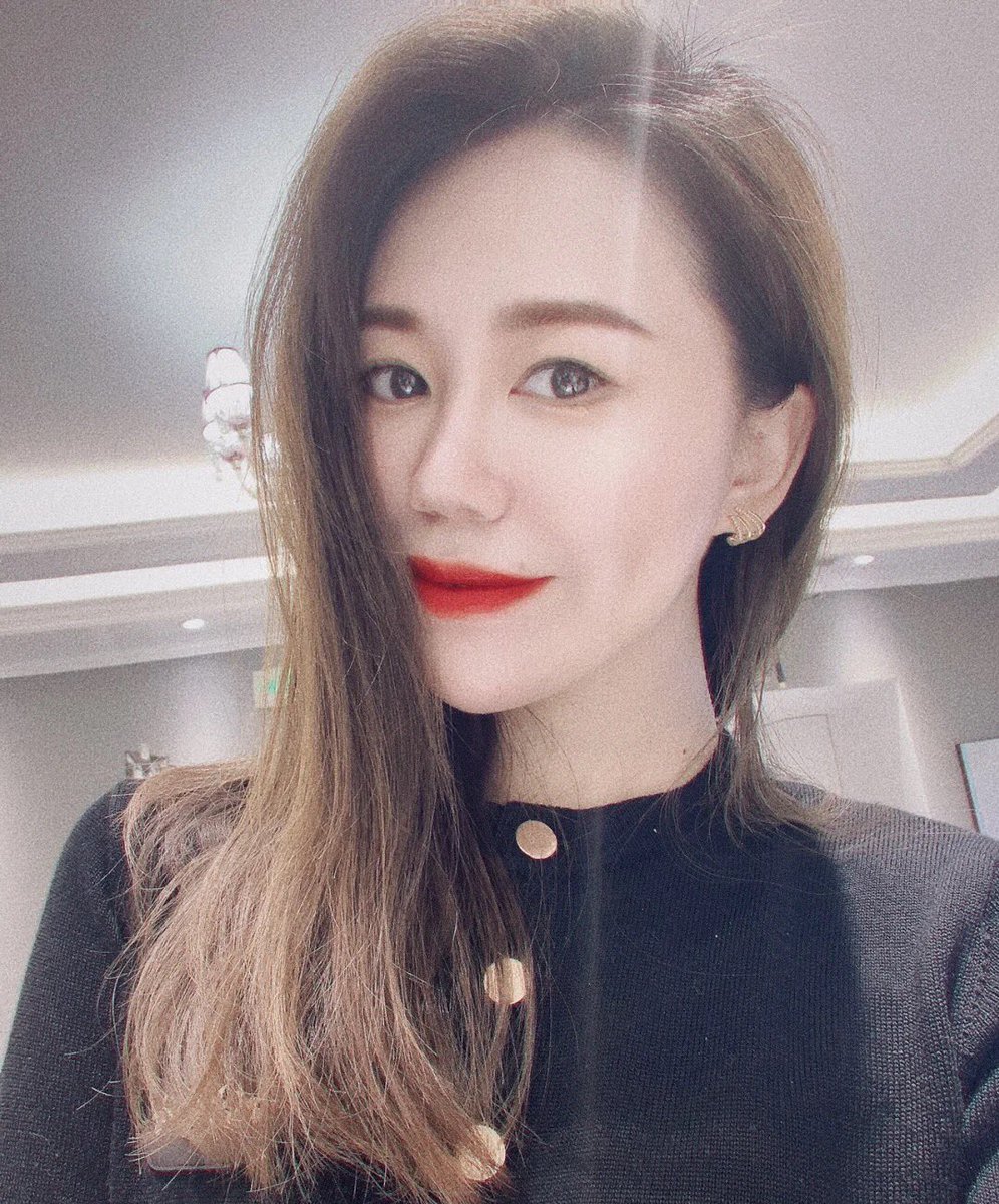 chenrouhan1's tweet photo. 一个人的夜我的心应该放在哪里。🌞 https://t.co/wl1lrY81jE