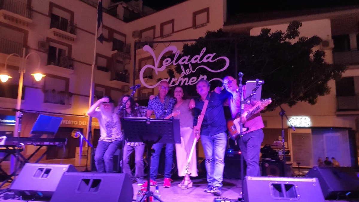 Y los <a href="/KharmahPop/">Kharmah</a> volvieron a pasar una noche estupenda. 
La verdad que el <a href="/AytoSanJuan/">Ayto. San Juan Pto.</a> lo puso muy fácil. #Concierto #rock #musica