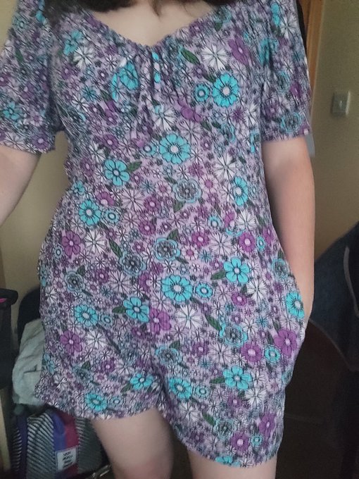 I'm normally a bit of a tomboy in what I wear, but today: #Nsfw #Pornhub #Irishnsfw #Irishgirls #Nsfwgamer<a href="/tag/pornhub"class="tags"><span>#pornhub</span></a><a href="/tag/nsfw"class="tags"><span>#nsfw</span></a><a href="/tag/irishgirls"class="tags"><span>#irishgirls</span></a><a href="/tag/nsfwgamer"class="tags"><span>#nsfwgamer</span></a><a href="/tag/irishn"class="tags"><span>#irishn</span></a>