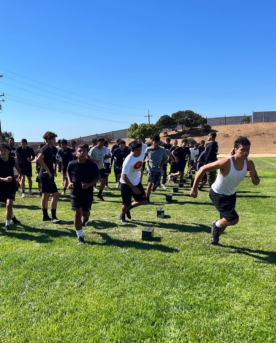 GonzalesHighFB's tweet photo. Big Thanks to the Marines who visited Dick Force Stadium to put our young Spartans through a workout. They took time to talk about leadership and teamwork, and gave our kids perspective. Our kids had a blast! Ears open eyes clear sir!! #GHSFootball #SpartanPride #AaOoo https://t.co/6v5Nn4TPaU