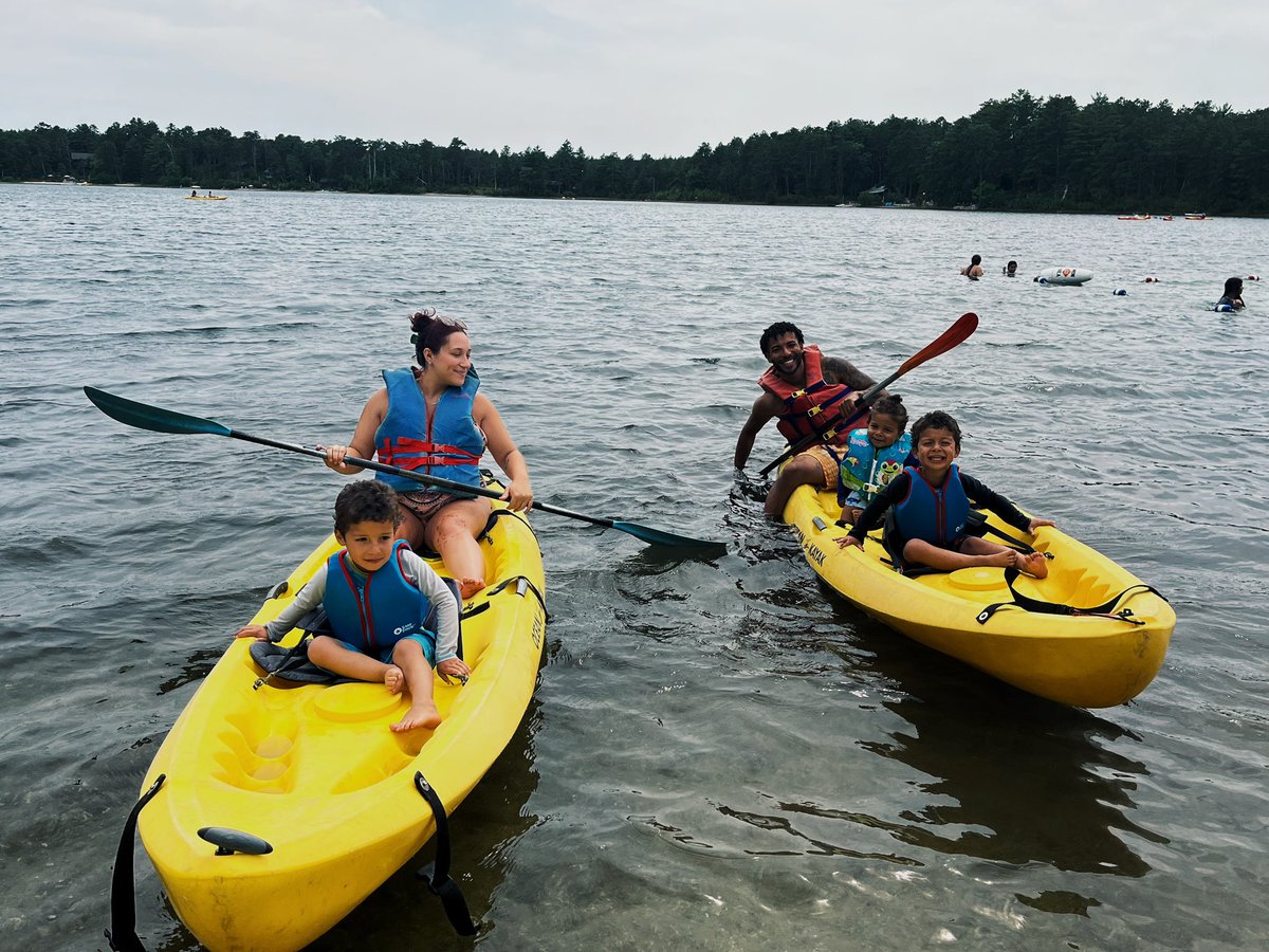 madsguarneri's tweet photo. 🌞💕💖💗 i truly love giving these kiddos the best memories https://t.co/2nGJq3fKTi