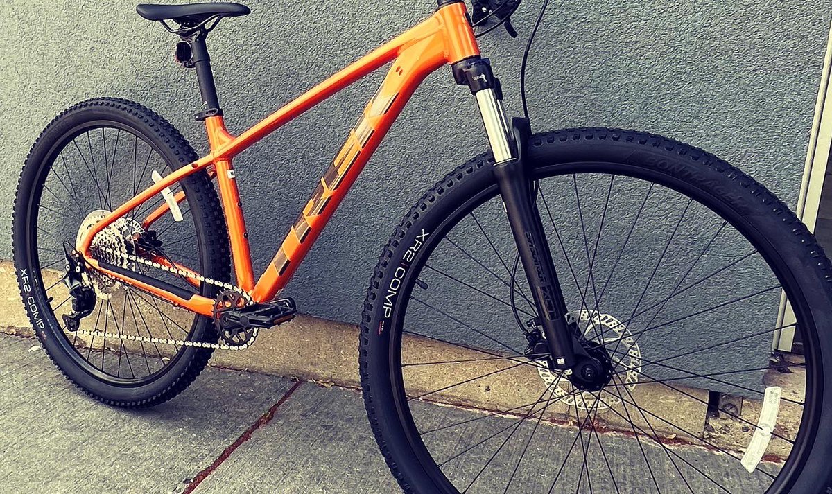 ZiggysCycleKW's tweet photo. If you are looking for a great entry level mountain bike to ride this summer the @TrekBikes Marlin 6 $1099.99 is the whip for you 🤘

We have a size runs in a few colour waves! 
#trekbikes
#marlin6
#mountainbike
#mountainbikes
#trekbike https://t.co/uX91pIgUDg