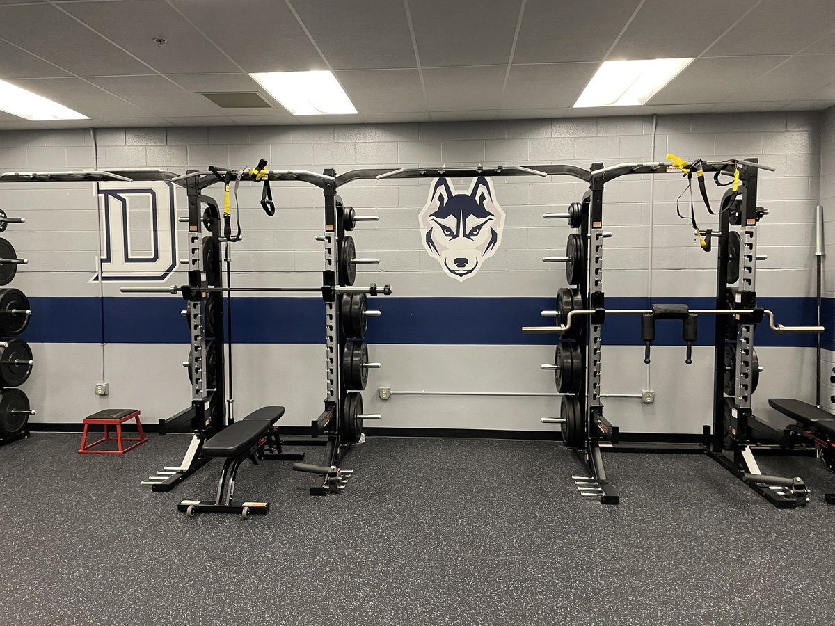 asddieruff's tweet photo. Weight room renovation complete!! New floor, benches, racks, bars, plates, dumbbells, kettlebells, cable systems and more. Thank you to all who help make this a happen.
#HuskyPride https://t.co/GH8P6pvB9x