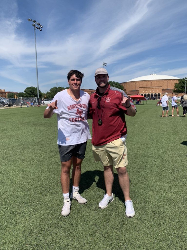 Thanks @Coach_MC_MSU for the invitation to the <a href="/MSUTexasFB/">Midwestern State Football</a> football camp. Had a great time, beautiful campus and town. <a href="/Coach_ZBass/">Zach Bass</a> <a href="/HJ_HawksFB/">HJHawkFootball</a>