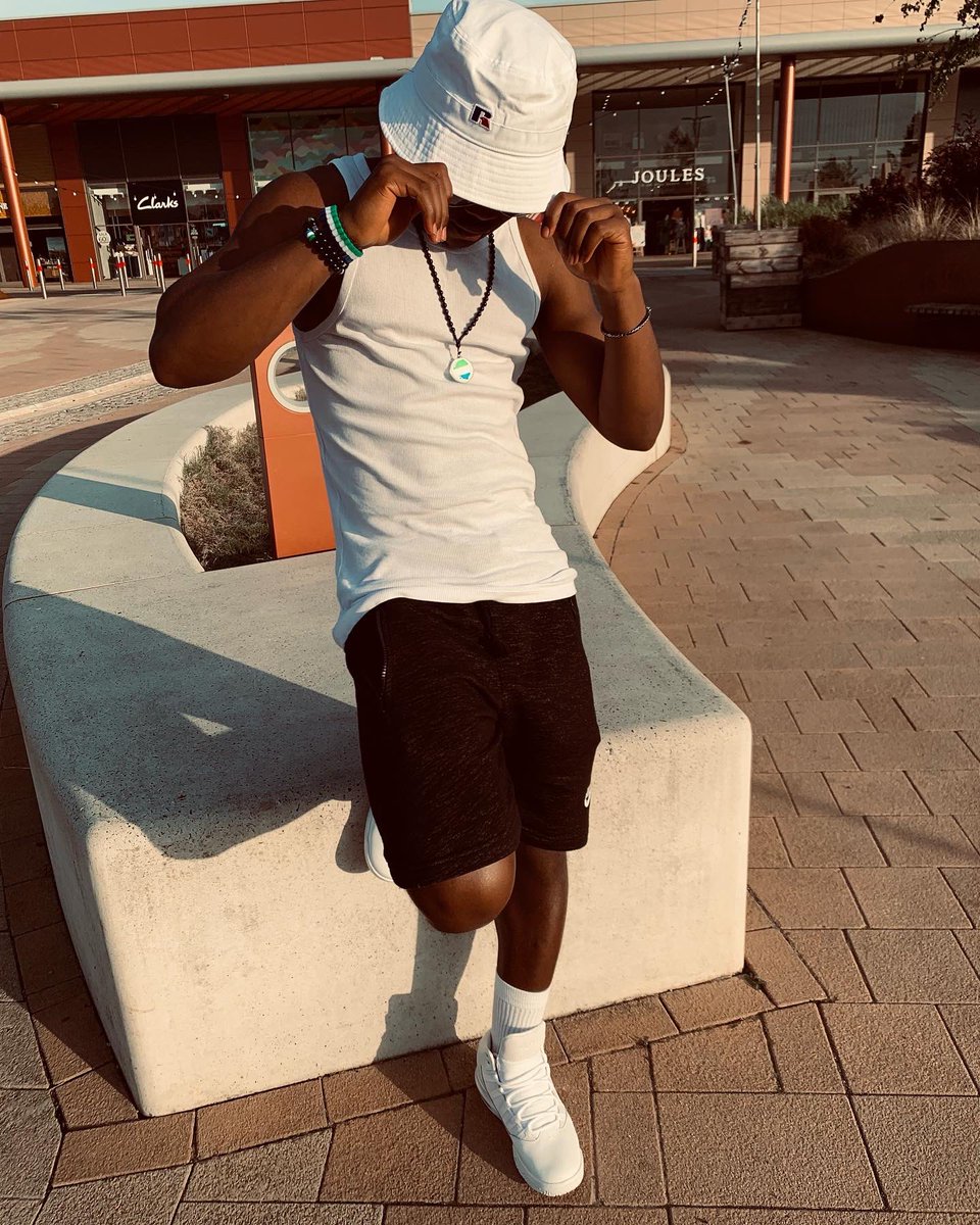 Orlando_lexzo's tweet photo. “ Life Moves Pretty Fast You Don’t Stop And Look Around Once In A While You Could Miss It”. https://t.co/hY4EdShCt0