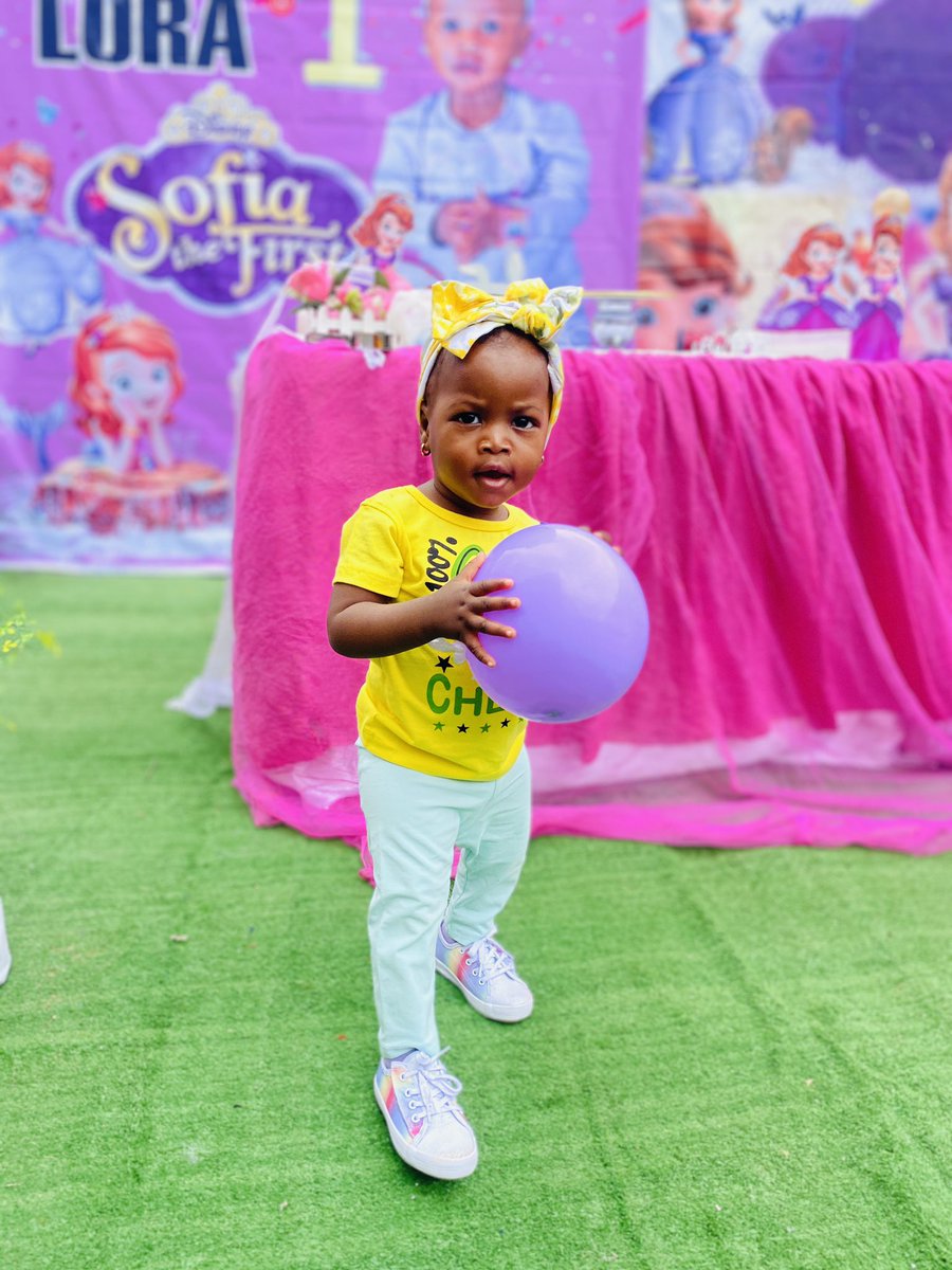 Pelumi_Mohdope's tweet photo. My Baby rocked her Birthday today.....
#LoraAt1...
#BigLora https://t.co/QsgWKxCkSH