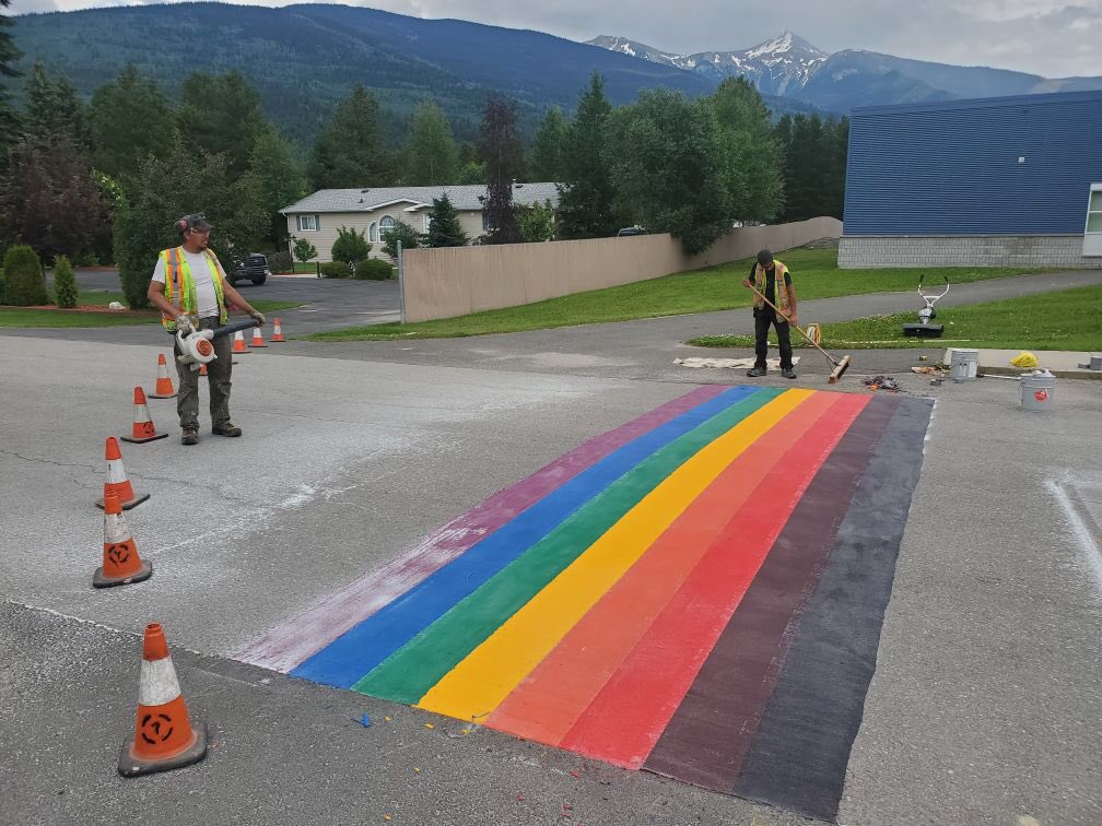 shaw_dshaw's tweet photo. It is happening right now!!! Thank you Valemount Mayor and council for making it a reality!!! A great day for Valemount and an awesome crosswalk leading to the doors of Valemount Secondary!! I can’t wait to share a picture of the finished product!
@OwenTorgerson @sd57inclusiveed https://t.co/XNNI1moUwz