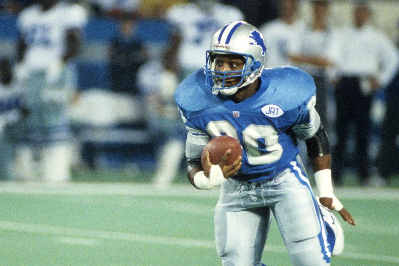 HAPPY BIRTHDAY TO THE GREATEST RUNNING BACK OF ALL TIME  .BARRY SANDERS!!!!!! 