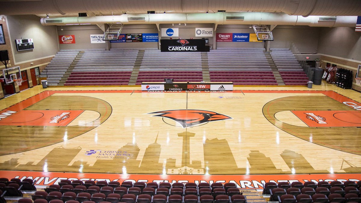 Grateful to have received my first D1 offer from the University of the Incarnate Word🙏🏻