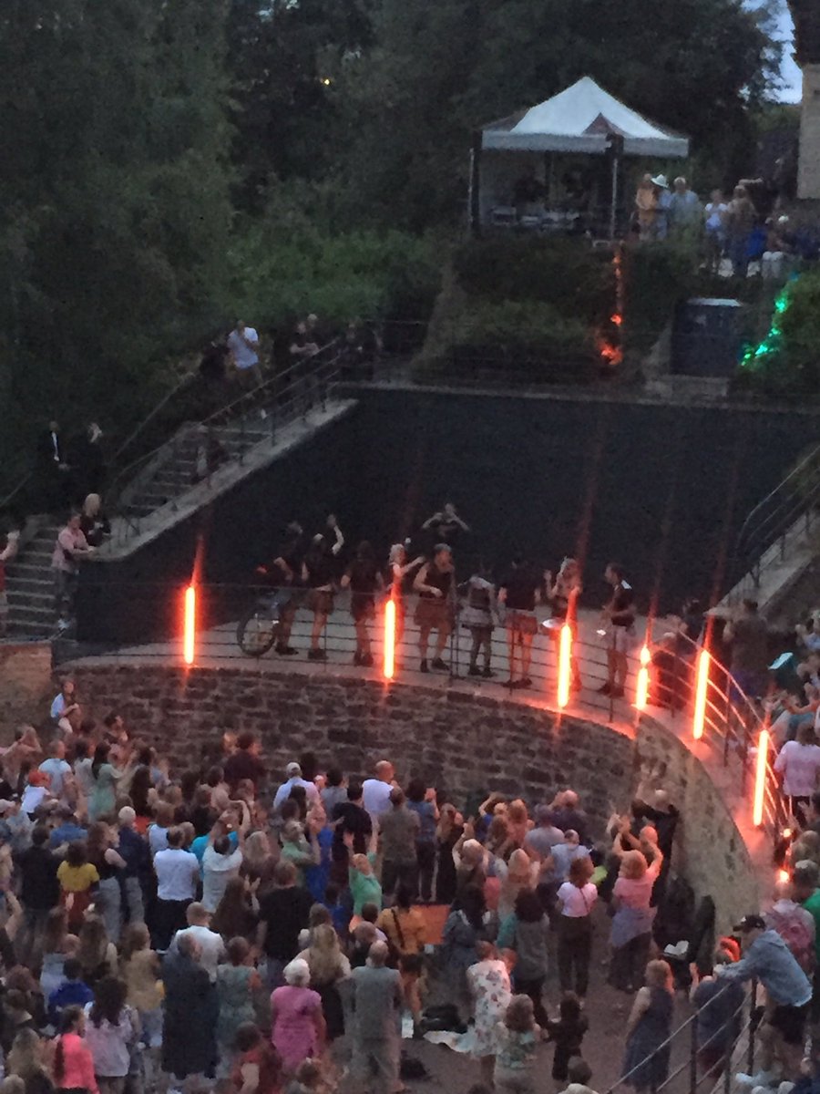 Dajana Dzanovic (@dajdz) on Twitter photo Been a busy day breezing 🚴🏻♀️ in ☀️☀️ County #Durham that culminated in the much missed <a href="/DurhamBRASS/">Durham BRASS Festival</a> picnic 🎷🎺🥁 featuring the always fabulous <a href="/oompahbrass/">Oompah Brass</a> <a href="/BackChatBrass/">Back Chat Brass</a> <a href="/ArtistasGremio/">Artistas del Gremio</a> 👏😀👏😀👏😀 Been a busy day breezing 🚴🏻♀️ in ☀️☀️ County #Durham that culminated in the much missed <a href="/DurhamBRASS/">Durham BRASS Festival</a> picnic 🎷🎺🥁 featuring the always fabulous <a href="/oompahbrass/">Oompah Brass</a> <a href="/BackChatBrass/">Back Chat Brass</a> <a href="/ArtistasGremio/">Artistas del Gremio</a> 👏😀👏😀👏😀