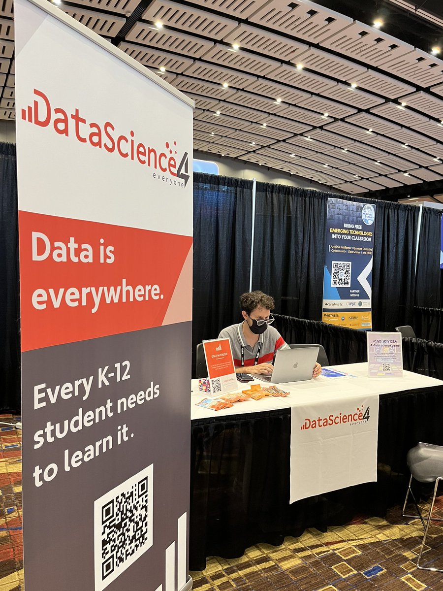 dsforeveryone's tweet photo. Our research assistant @davis_johnstone #workinghard and repping the brand color palette at the same time #CSTA22 https://t.co/xQXfQ3gowe