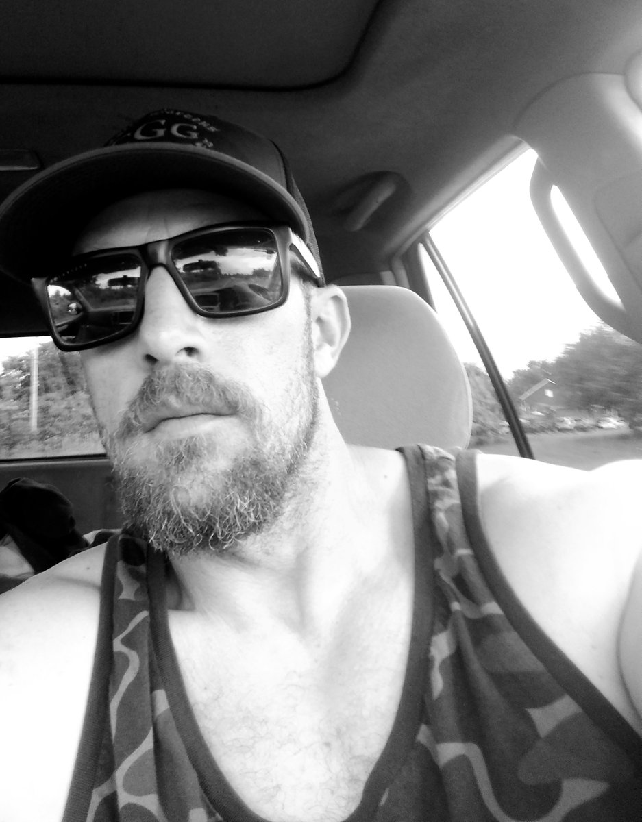 Pushthekush2's tweet image. I know people want to be anonymous in Web 3, but fuck it! I'm not a scammer or rug artist...it's sometimes nice to have a face with someone you talk to...might delete later..🤔🤣
