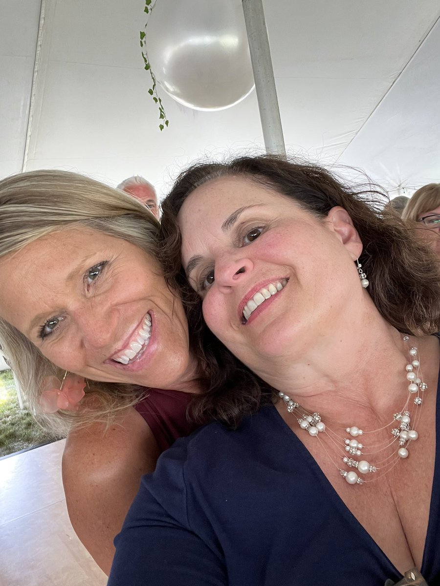 JoanGrassi's tweet photo. Celebrating this sweet couple! #shorianpride #stoutitoutloud @MrsRuegerWest #alumni #mylsps #banddirectors https://t.co/jzOoGSA6lW