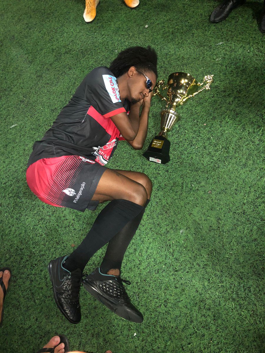 gusta_goool27's tweet photo. River meu amor ⚽🫶🏿🏆 https://t.co/q10az6KVah