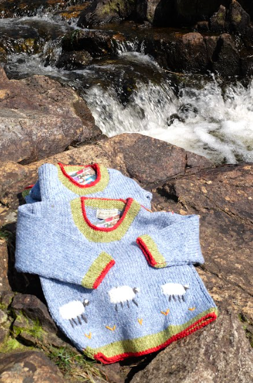 JDillonKnitwear's tweet photo. Did you know that wool uses far less energy and water during production than synthetic fibres or even cotton?
#sustainable #sustainablefashion #kidsfashion #knitwear #Wool #juliedillonknitwear https://t.co/xFVfZlZAeP