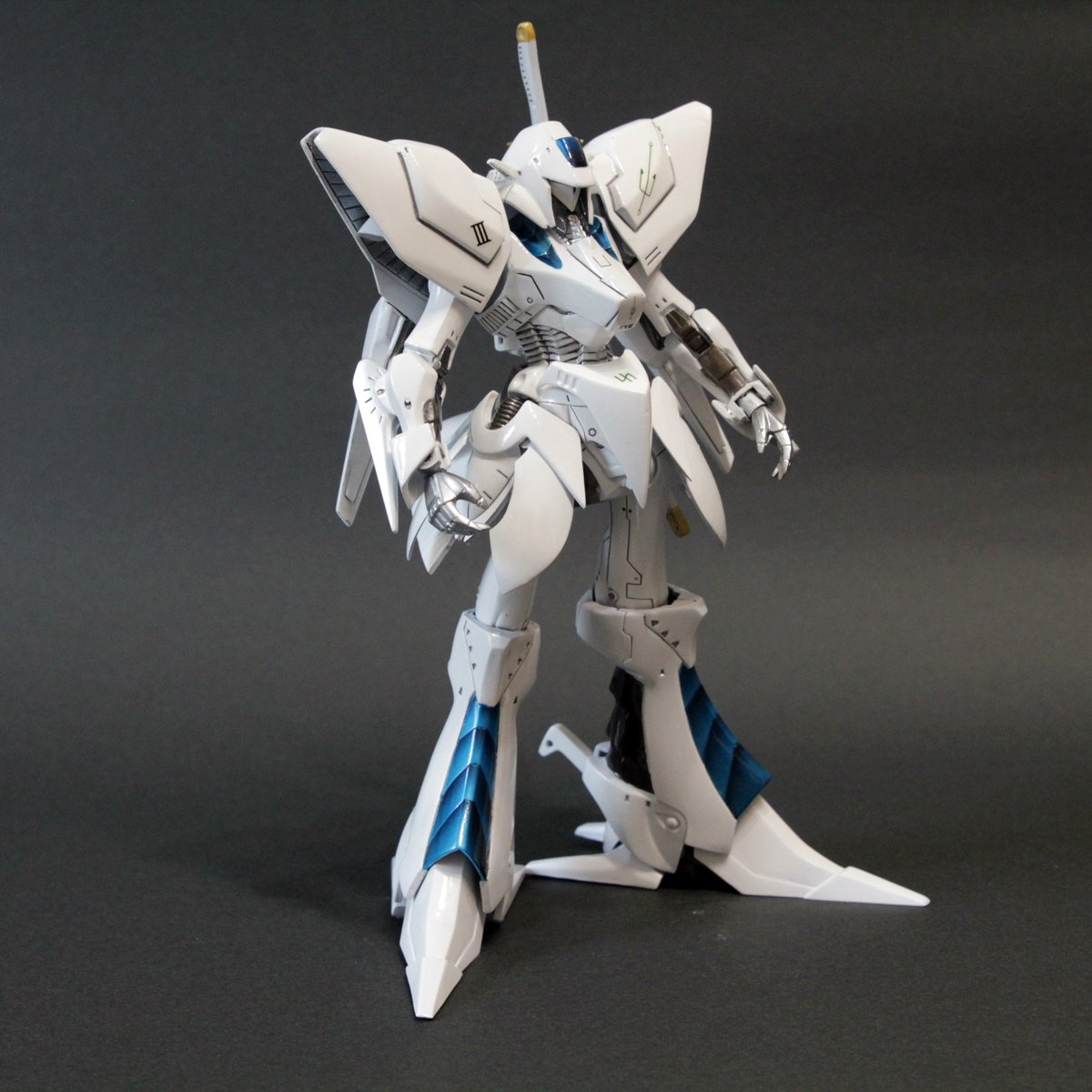 完成した～ WAVE 1/100 ジュノーン 積みプラコレクションにしておく