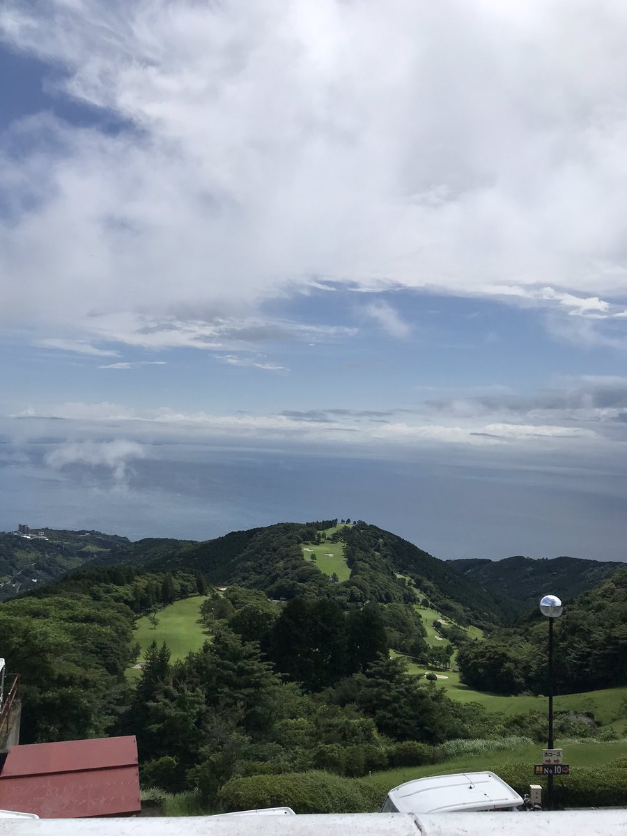 chipipele's tweet photo. あぢー
けど、たまに天然ミストがいい感じw
#ゴルフ　#女子ゴルフ　#絶景 https://t.co/zZvmCx3MX0