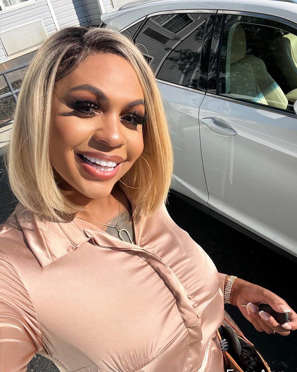 ChantaeDuMure's tweet photo. Something different 👱🏾‍♀️ #trans #transisbeautiful #translove #love #pretty #smile #happy https://t.co/BF6PE1QGuO